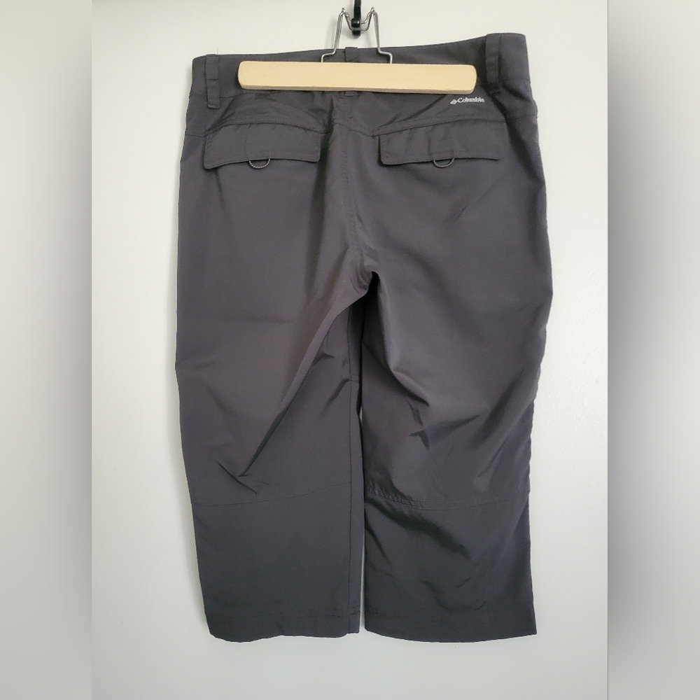 Columbia Omni Sheild Capri Pants, Charcoal Gray, Size 8
